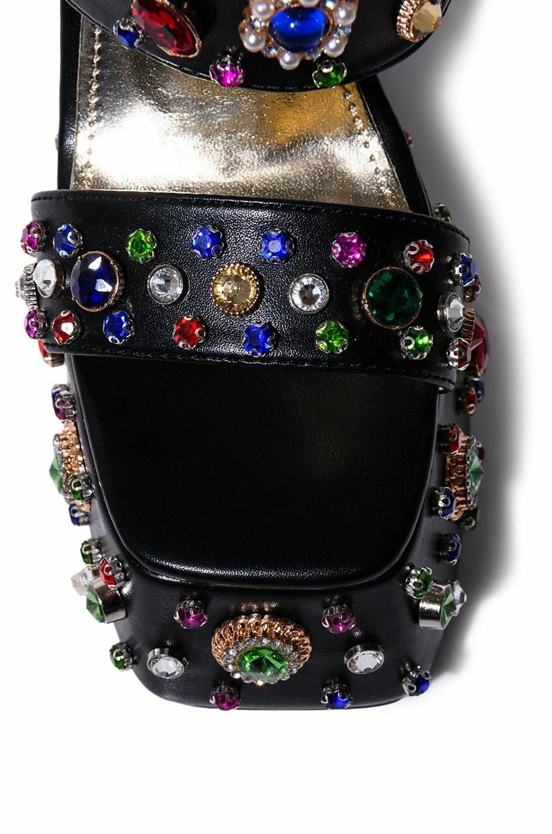 AZALEA WANG BREEZE EMBELLISHED CHUNKY SANDAL IN BLACK 5 AZALEA WANG BREEZE EMBELLISHED CHUNKY SANDAL IN BLACK - Image 5