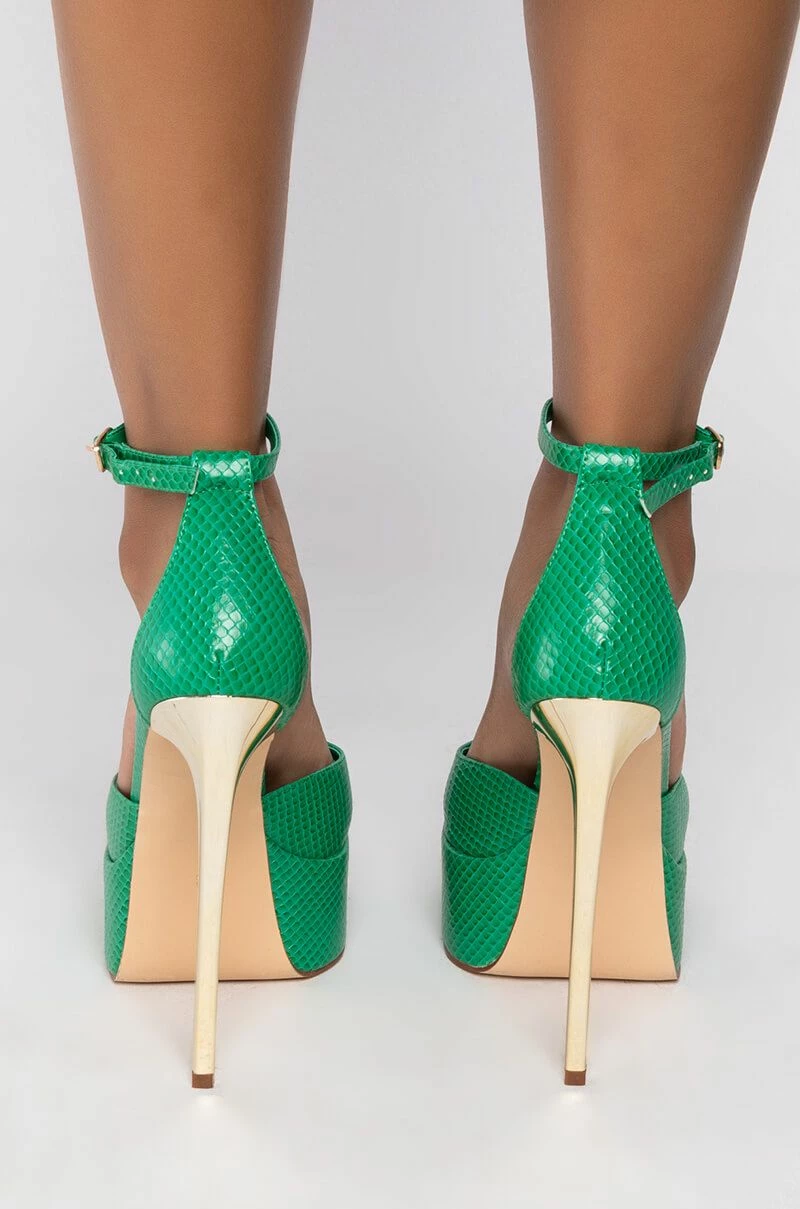 AZALEA WANG CATCH FLIGHTS NOT FEELINGS STILETTO SANDAL IN GREEN 3 AZALEA WANG CATCH FLIGHTS NOT FEELINGS STILETTO SANDAL IN GREEN - Image 3