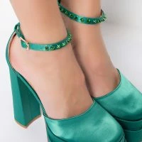 AZALEA WANG CITY ON FIRE CHUNKY PUMP IN GREEN -Sewing Down South shop azalea wang city on fire chunky pump in green green 5 5