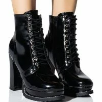AZALEA WANG FREDDIE CHUNKY LACE UP BOOTIE IN BLACK
