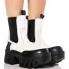 AZALEA WANG KELIANNA CHUNKY BOOT IN WHITE