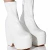 AZALEA WANG LOXLEY WEDGE BOOTIE IN WHITE