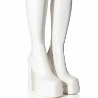 AZALEA WANG MAXINE CHUNKY PLATFORM BOOT WITH 4 WAY STRETCH IN WHITE