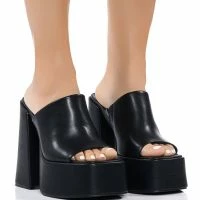 AZALEA WANG SHEBA CHUNKY SANDAL IN BLACK