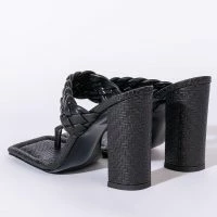 AZALEA WANG SOMETHING ABOUT YOU CHUNKY SANDAL IN BLACK -Sewing Down South shop azalea wang something about you chunky sandal in black black 5 5