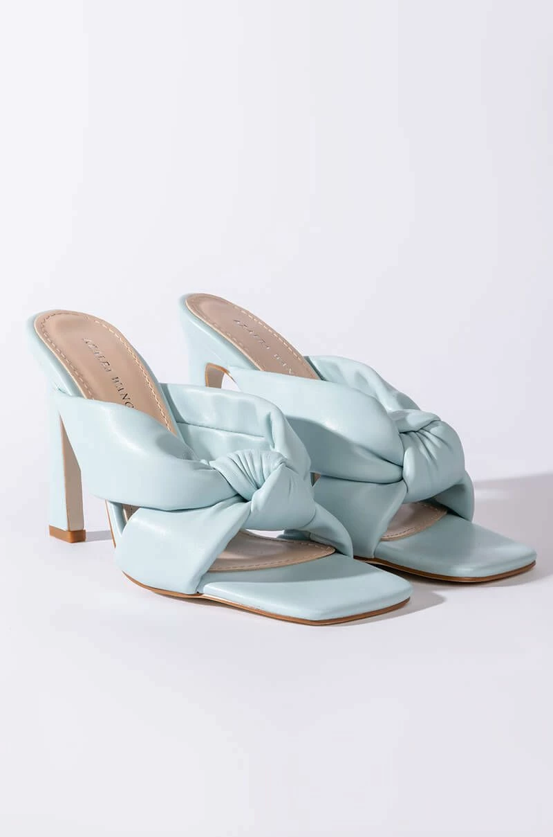 AZALEA WANG SWEET LIKE SUNDAY CHUNKY SANDAL IN BLUE 3 AZALEA WANG SWEET LIKE SUNDAY CHUNKY SANDAL IN BLUE - Image 3