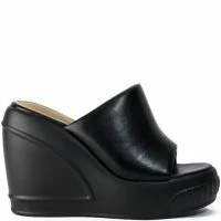 OCEAN EYES WEDGE SANDAL IN BLACK