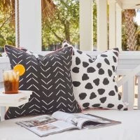 Sewing Down South Modern Outdoor: Dots Pillow -Sewing Down South shop sds day2 oct24 59 websize e9cadc44 583e 4fc5 93b7 c6df5e2f4b14 2400x