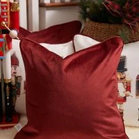 Sewing Down South HOLIDAY 2022: Nutcracker Holiday Pillow -Sewing Down South shop sds holiday22 235 websize 2400x
