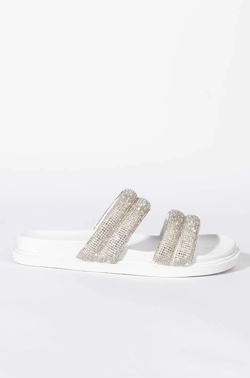 TAKE ME TO SPACE FLAT SANDAL IN WHITE 3 TAKE ME TO SPACE FLAT SANDAL IN WHITE - Image 3